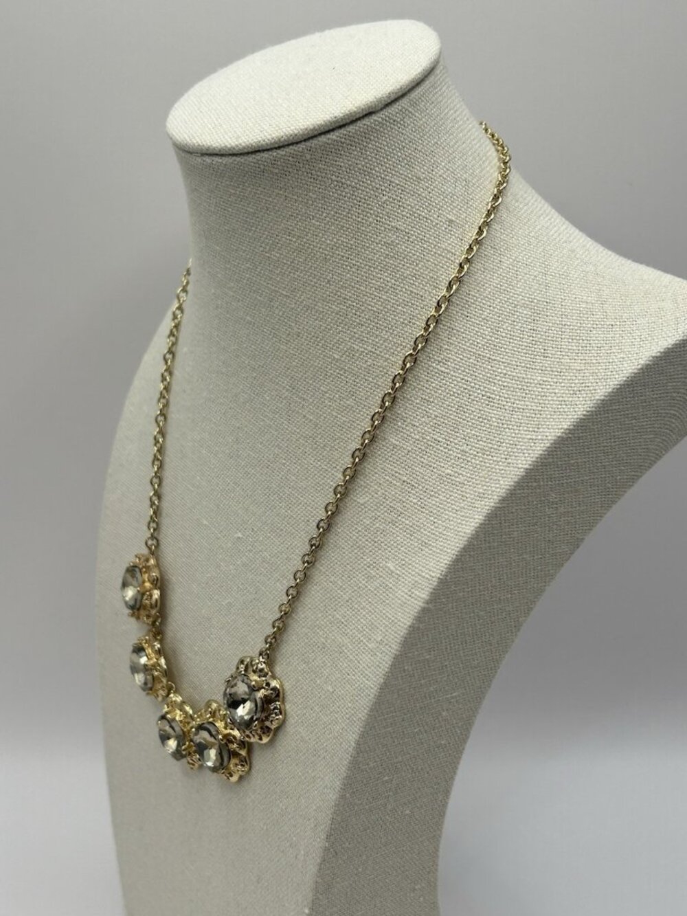 Marlyn Schiff Gold Tone Necklace Rhinestones Statement Jewelry Christmas Holiday - Picture 7 of 11